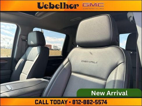 Used 2024 GMC Sierra 2500 Denali w/ Denali Reserve Package image 22