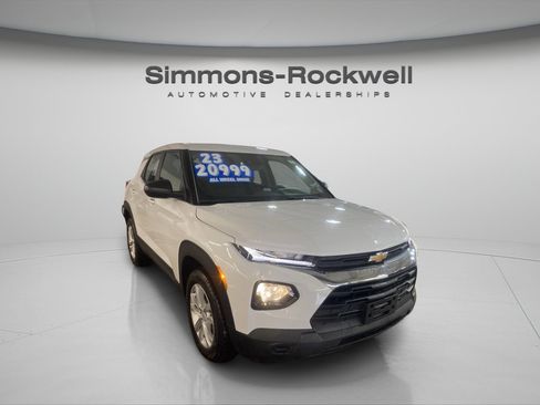Used 2023 Chevrolet TrailBlazer LS AWD/4WD image 7