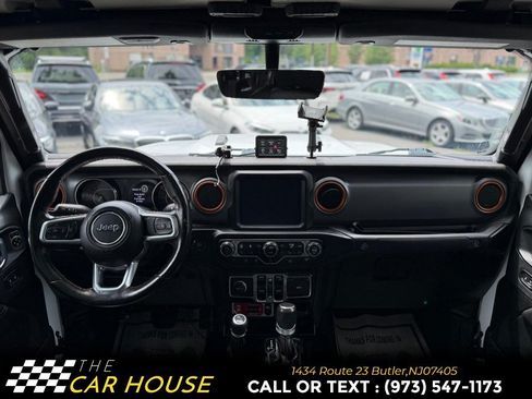 Used 2022 Jeep Gladiator Mojave w/ LED Lighting Group AWD/4WD image 22