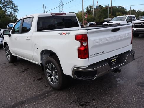 New 2026 Chevrolet Silverado 1500 LT w/ Convenience Package II AWD/4WD image 3