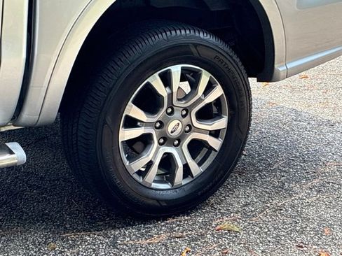 Used 2019 Ford Ranger Lariat RWD image 12