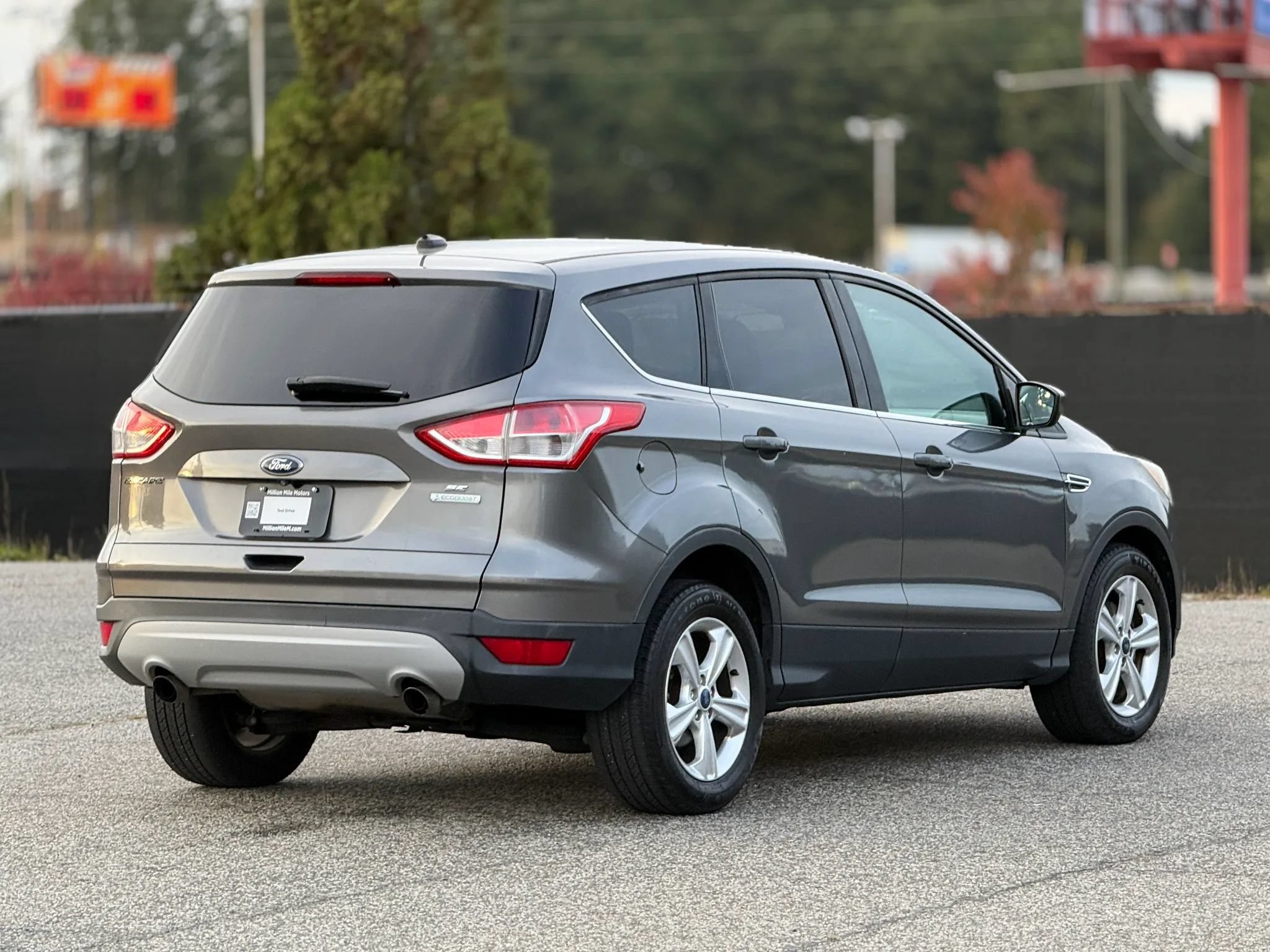 Used 2014 Ford Escape SE FWD image 9