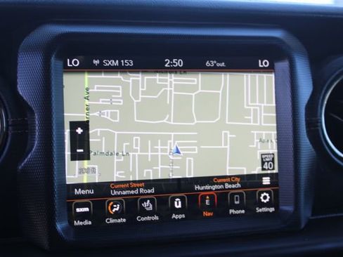 Used 2023 Jeep Wrangler Unlimited Sahara AWD/4WD image 29