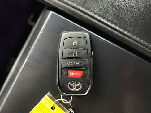 Used 2023 Toyota Tundra Platinum image 22