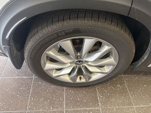 Used 2019 INFINITI QX50 Essential w/ Proactive Package AWD/4WD image 9