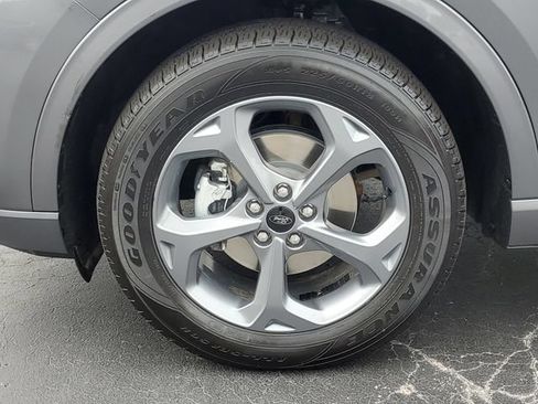 Certified 2024 Ford Escape ST-Line AWD/4WD image 9