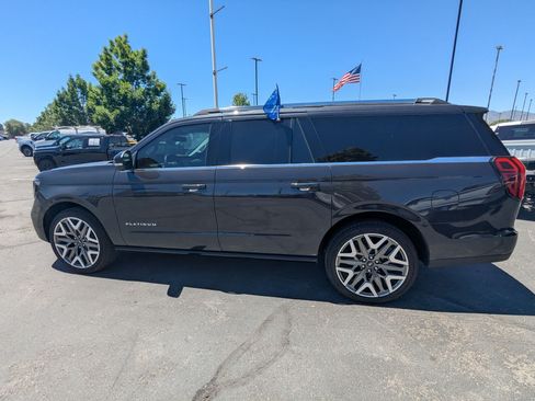 Certified 2026 Ford Expedition Max Platinum w/ Platinum Ultimate Package AWD/4WD image 10