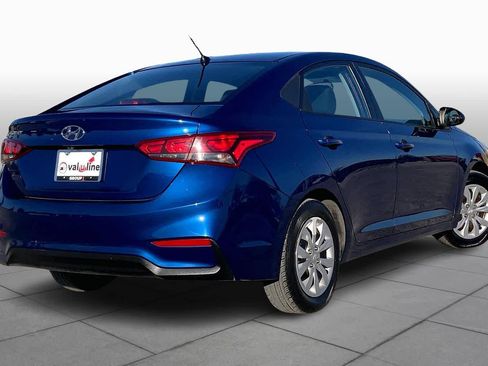 Used 2021 Hyundai Accent SE image 12