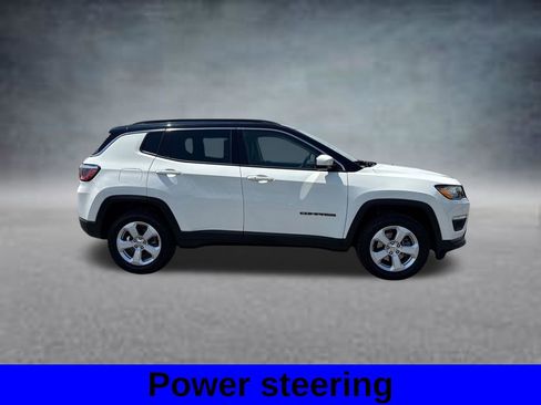 Used 2020 Jeep Compass Latitude w/ Cold Weather Group AWD/4WD image 5