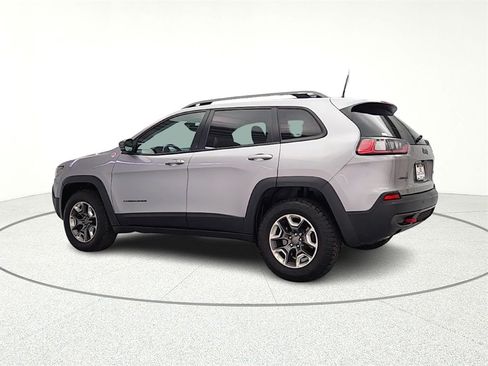 Used 2019 Jeep Cherokee Trailhawk w/ Comfort & Convenience Group image 5