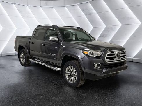 Used 2019 Toyota Tacoma Limited AWD/4WD image 1
