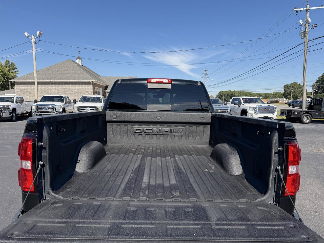 Used 2018 GMC Sierra 2500 Denali w/ Duramax Plus Package AWD/4WD image 7