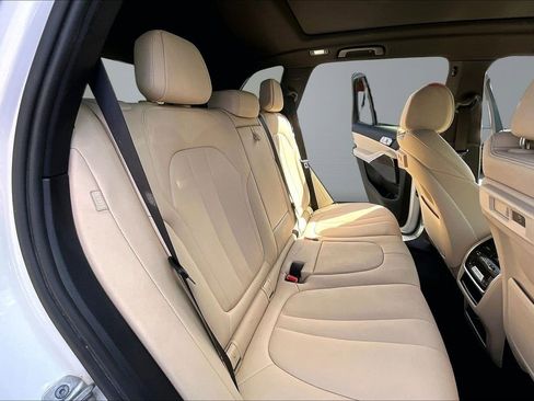 Used 2021 BMW X5 xDrive40i w/ Premium Package image 24