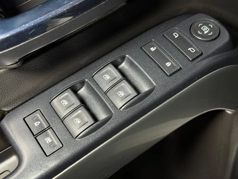 Used 2018 Chevrolet Silverado 1500 LT w/ All Star Edition RWD image 23