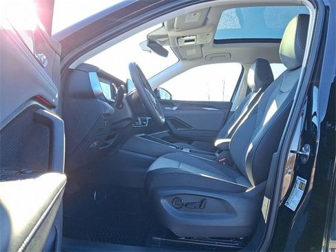 New 2026 Volkswagen Tiguan SE image 6