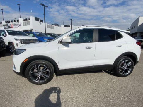 Used 2021 Buick Encore GX Select image 5