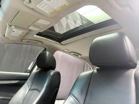 Used 2015 INFINITI Q40 AWD w/ Navigation Package image 26