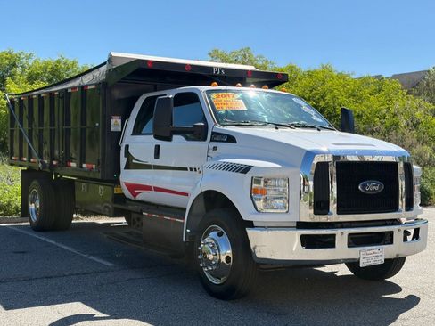 Used 2017 Ford F650 2WD Crew Cab Super Duty image 2