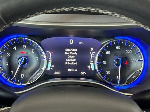 Used 2022 Chrysler Pacifica Touring-L FWD image 22
