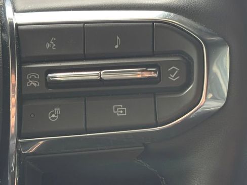 Used 2026 GMC Acadia Elevation FWD image 15