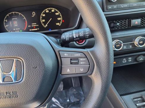 Used 2024 Honda CR-V EX image 17