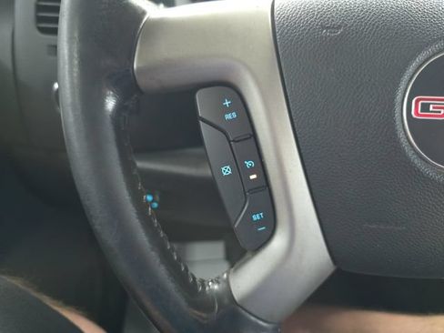 Used 2013 GMC Sierra 2500 SLE w/ SLE Preferred Package AWD/4WD image 19