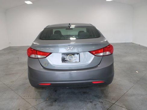 Used 2013 Hyundai Elantra GLS image 8