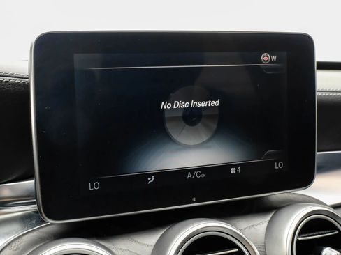 Used 2015 Mercedes-Benz C 400 4MATIC image 28