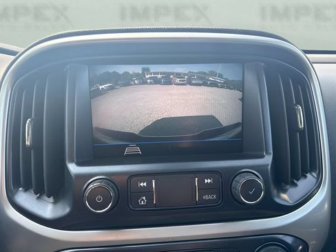 Used 2022 Chevrolet Colorado LT w/ Fleet Safety Package RWD image 9