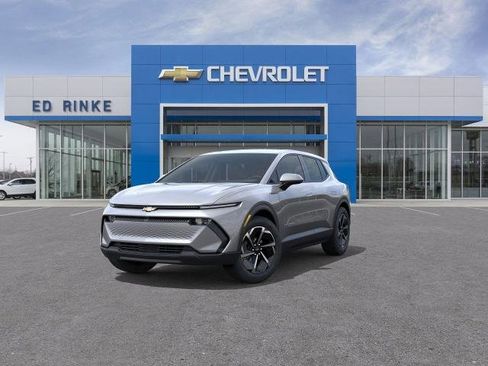 New 2026 Chevrolet Equinox EV LT image 8