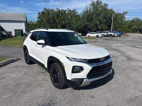 Used 2023 Chevrolet TrailBlazer LT w/ Convenience Package FWD image 7