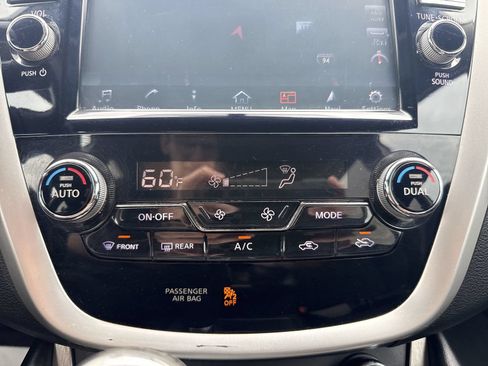 Used 2016 Nissan Murano SV AWD/4WD image 19