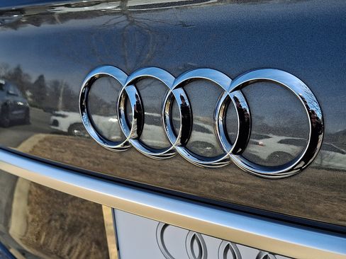 Used 2024 Audi Q5 e Premium Plus image 33