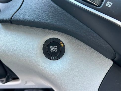 Used 2021 Jeep Cherokee Latitude Plus image 22