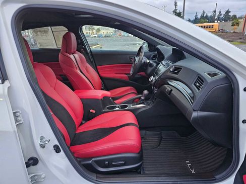 Used 2022 Acura ILX w/ Technology & A-SPEC Package image 11