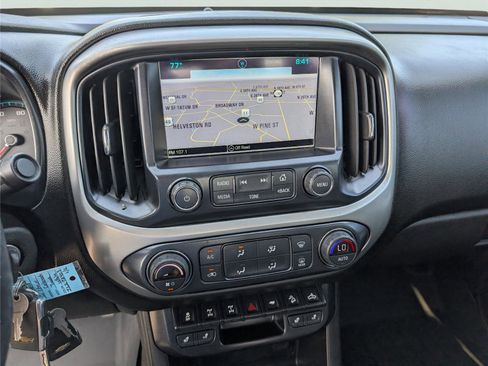 Used 2018 Chevrolet Colorado ZR2 AWD/4WD image 13