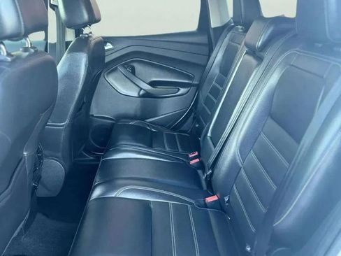 Used 2017 Ford Escape Titanium image 11