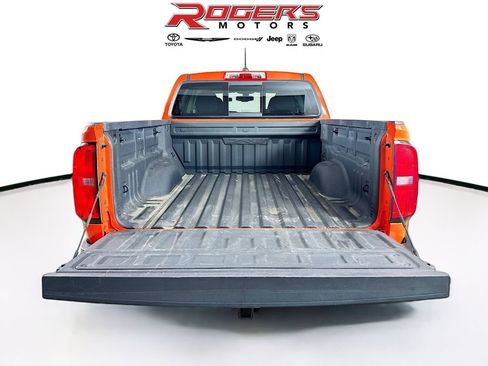 Used 2019 Chevrolet Colorado ZR2 image 24