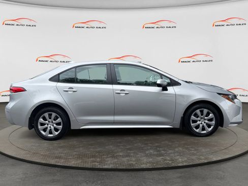 Used 2024 Toyota Corolla LE FWD image 6