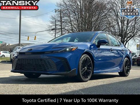 Certified 2025 Toyota Camry SE w/ Convenience Package FWD image 1
