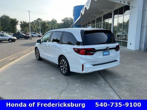 Used 2026 Honda Odyssey EX-L image 3
