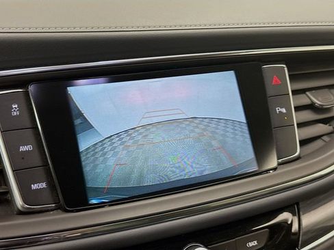Used 2019 Buick Enclave Essence image 15