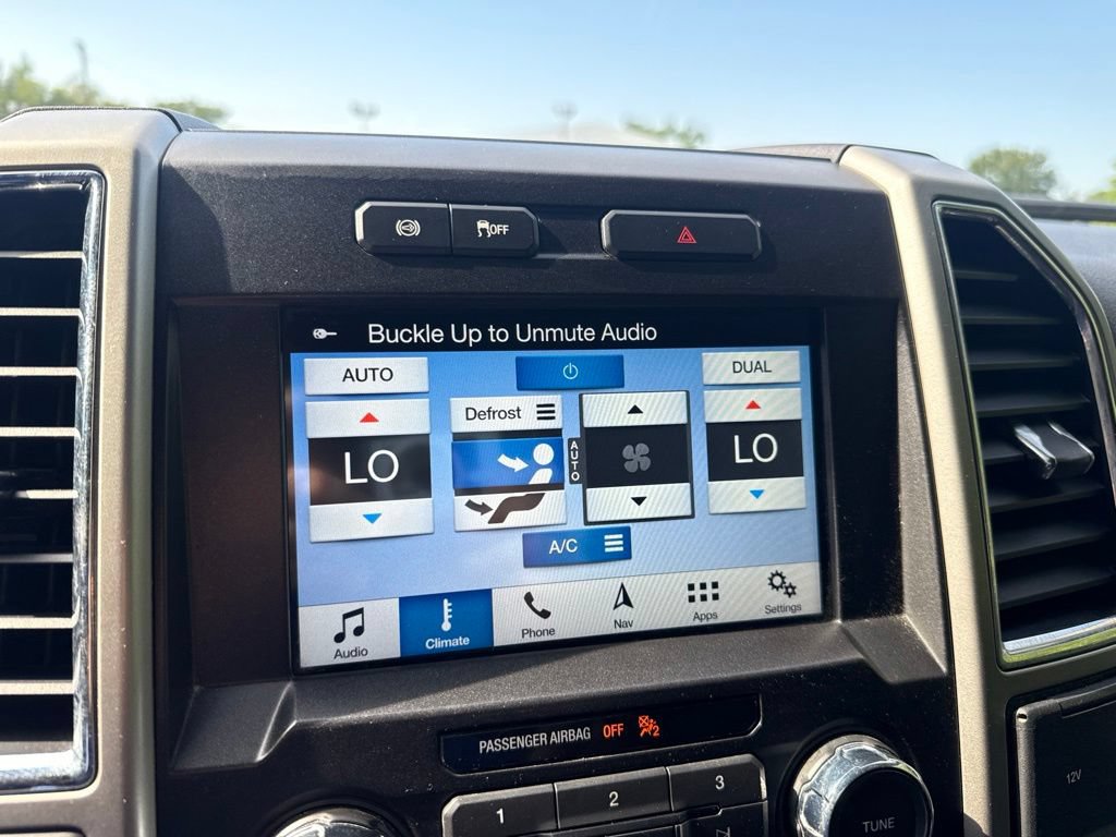 Used 2018 Ford F250 Lariat w/ Snow Plow Prep Package AWD/4WD image 24