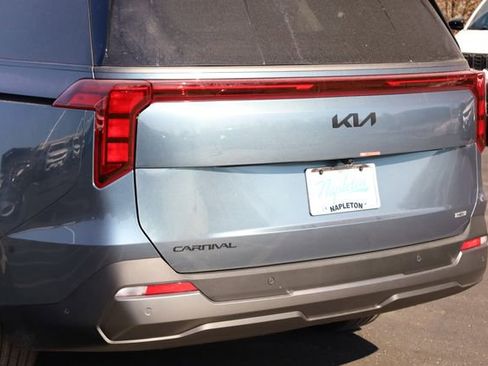 New 2026 Kia Carnival SX image 8