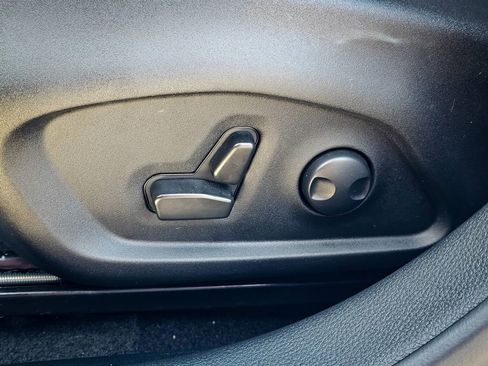 Certified 2024 Jeep Compass Latitude image 14