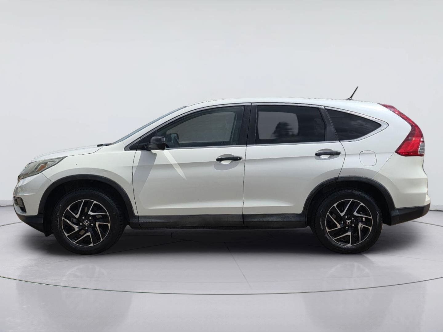 Used 2016 Honda CR-V SE image 8