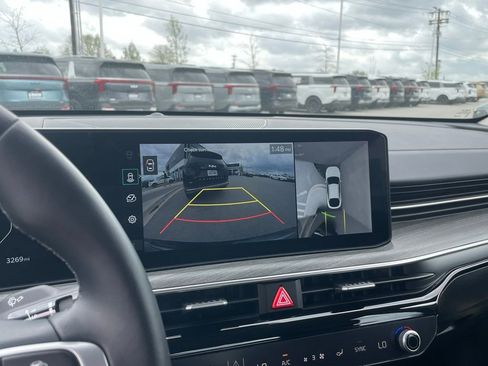 New 2025 Kia K5 EX FWD image 17