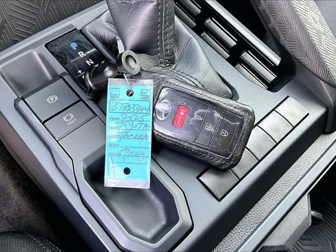 Used 2025 Toyota Tacoma SR image 11