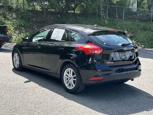 Used 2018 Ford Focus SE FWD image 28