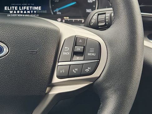 Used 2024 Ford Explorer XLT w/ Equipment Group 202A RWD image 27